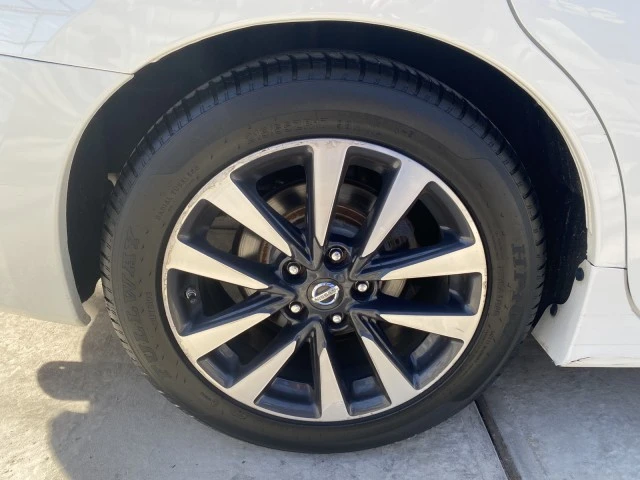 2018 Nissan Altima 5th Gen - Image 19 of 21