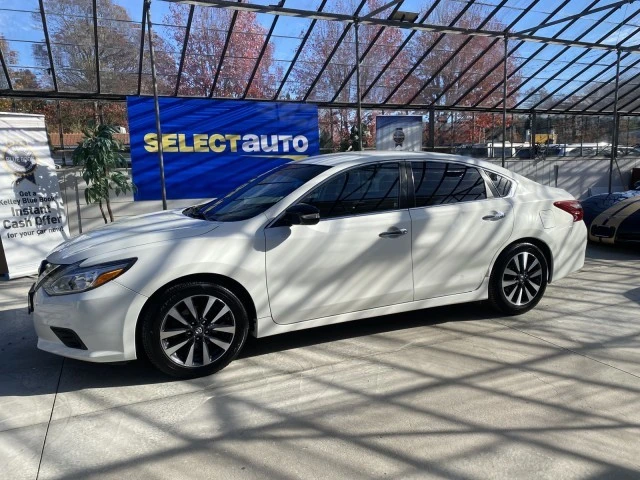 2018 Nissan Altima 5th Gen - Image 11 of 21