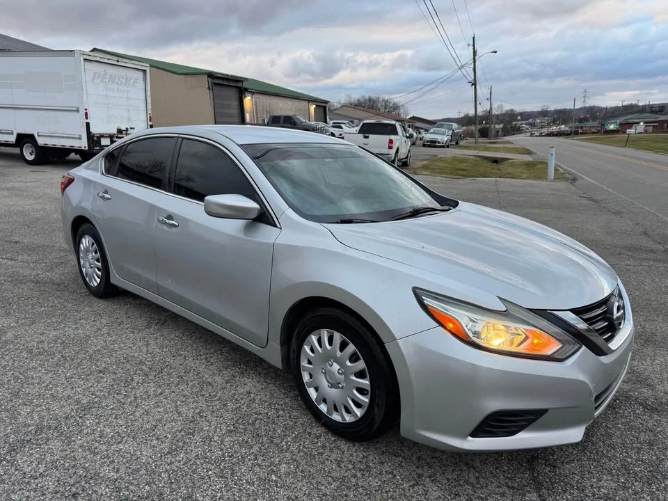 2018 Nissan Altima 5th Gen - Image 9 of 20