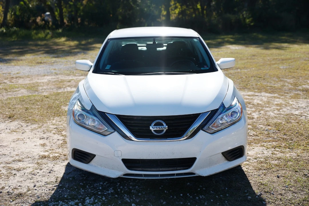 2018 Nissan Altima 5th Gen - Image 11 of 12
