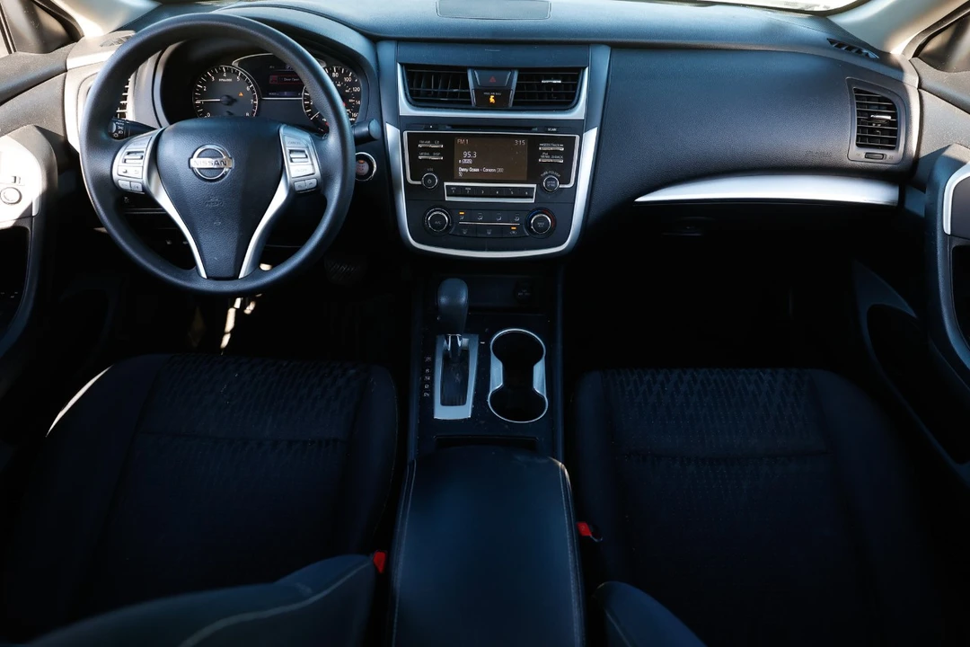 2018 Nissan Altima 5th Gen - Image 2 of 12