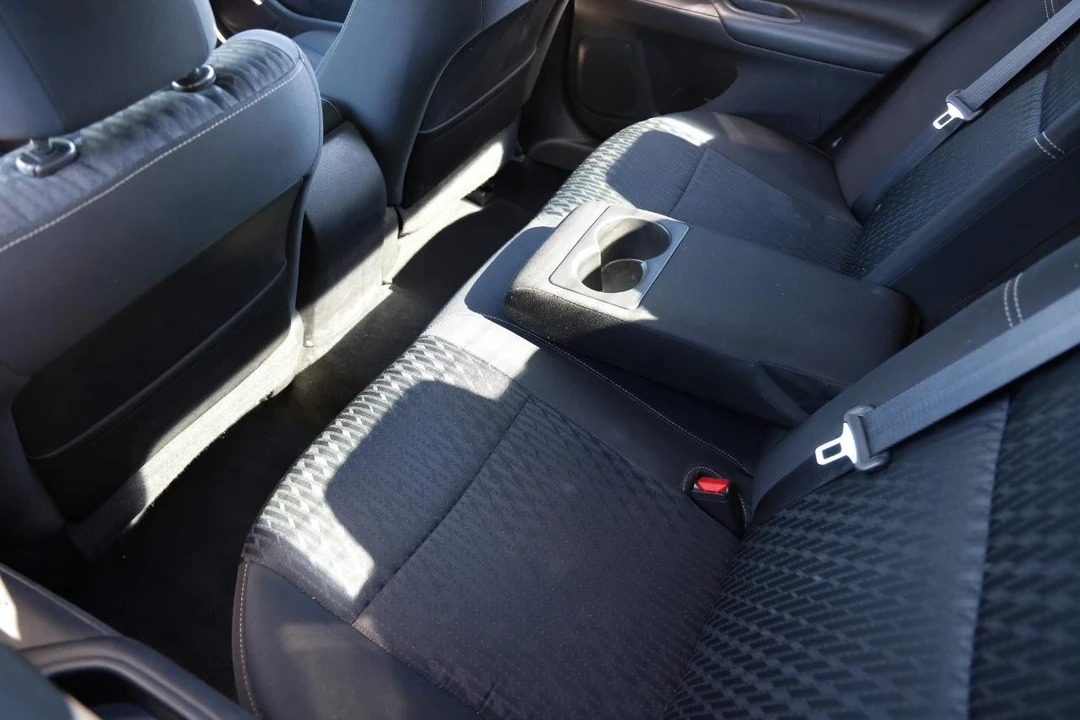 2018 Nissan Altima 5th Gen - Image 10 of 21