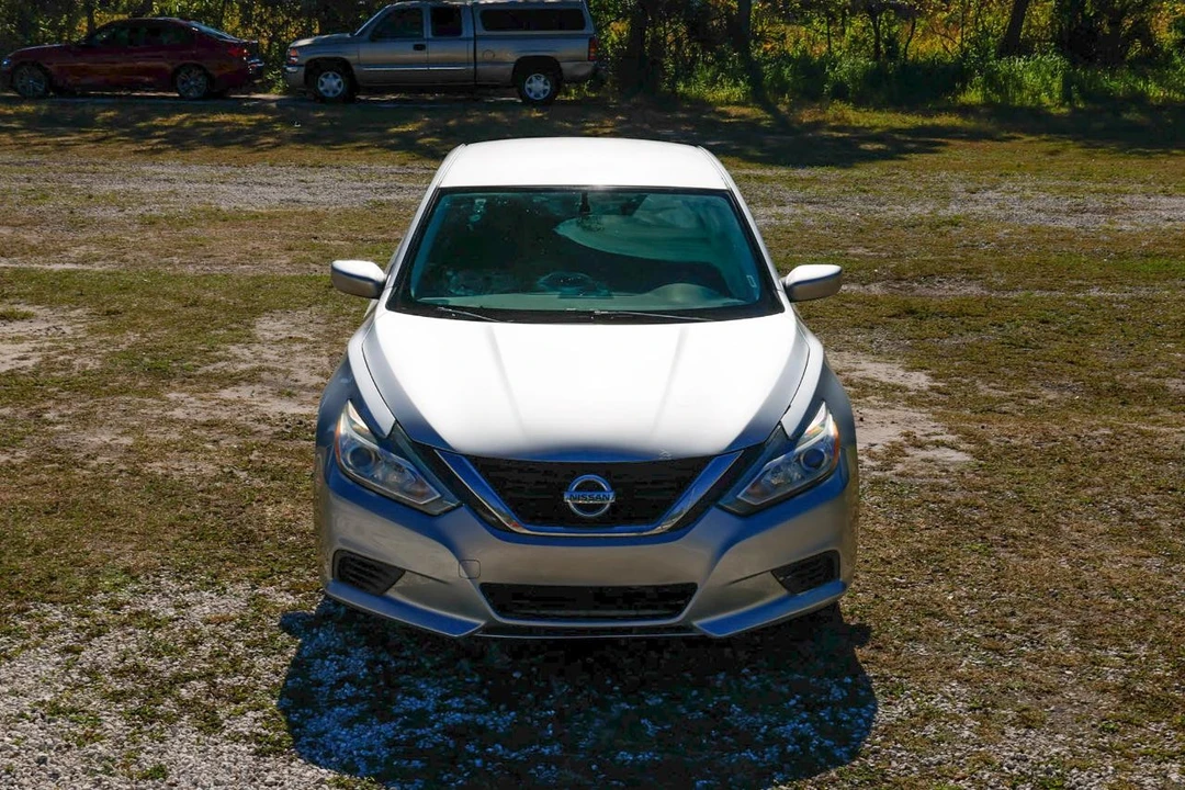 2018 Nissan Altima 5th Gen - Image 19 of 21