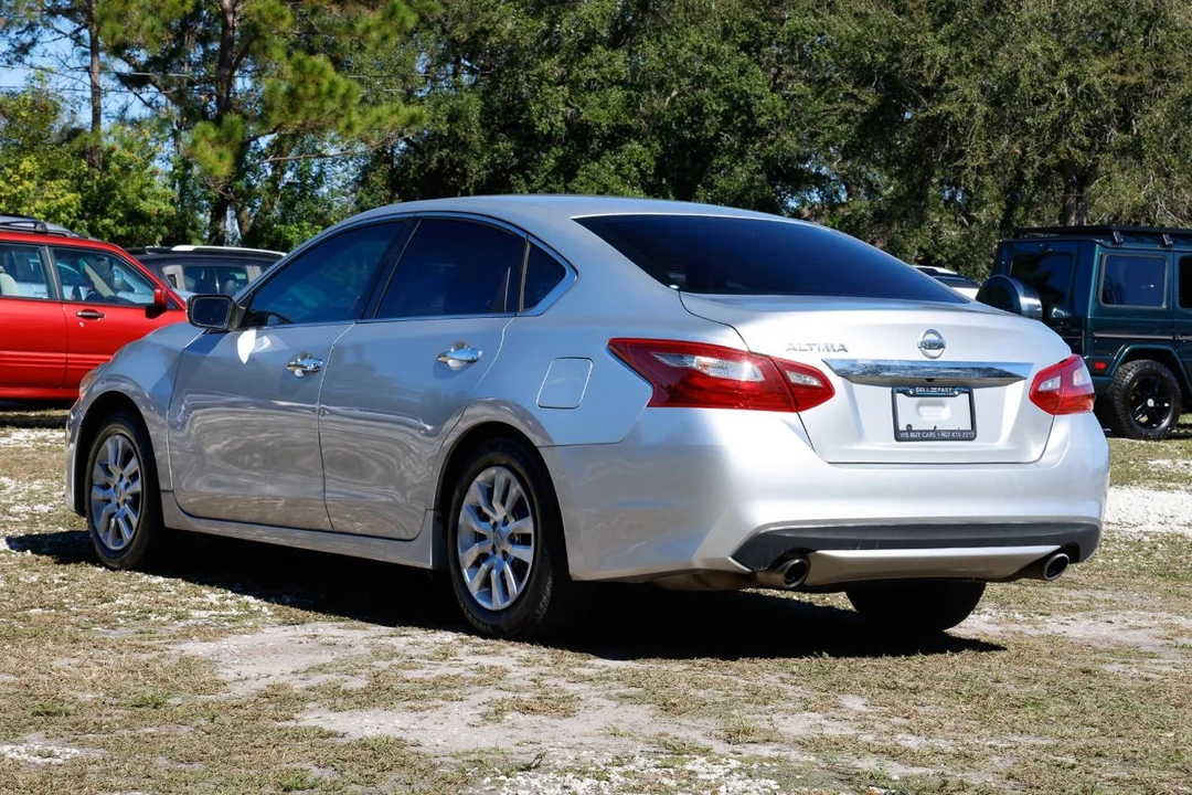 2018 Nissan Altima 5th Gen - Image 5 of 21