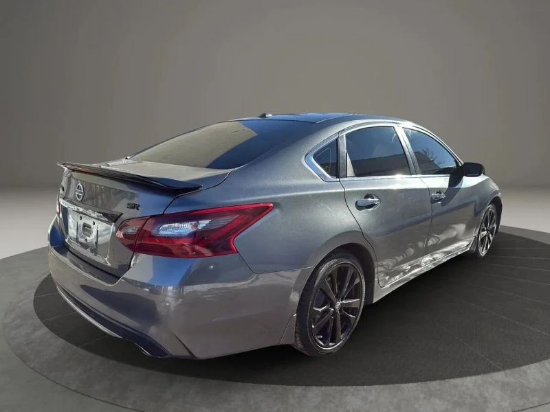 2018 Nissan Altima 5th Gen - Image 5 of 12