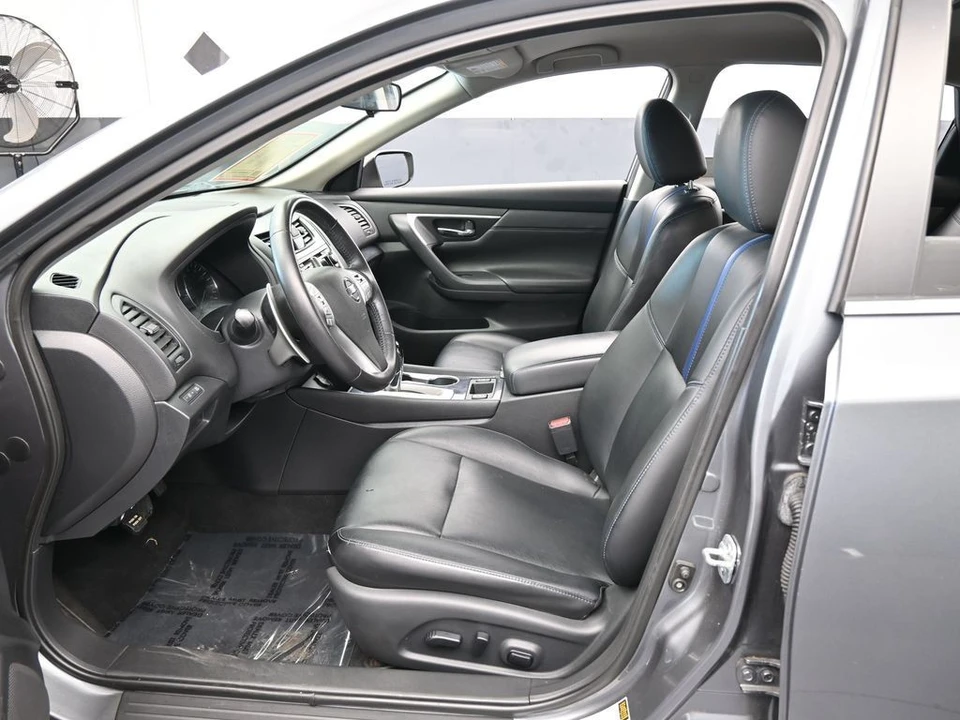 2018 Nissan Altima 5th Gen - Image 11 of 12