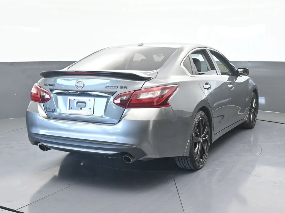 2018 Nissan Altima 5th Gen - Image 5 of 12