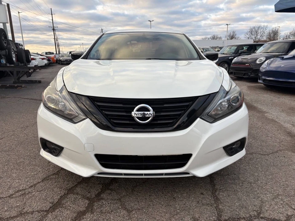 2018 Nissan Altima 5th Gen - Image 2 of 11