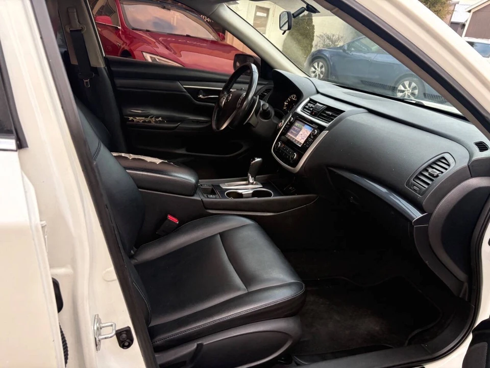 2018 Nissan Altima 5th Gen - Image 9 of 11
