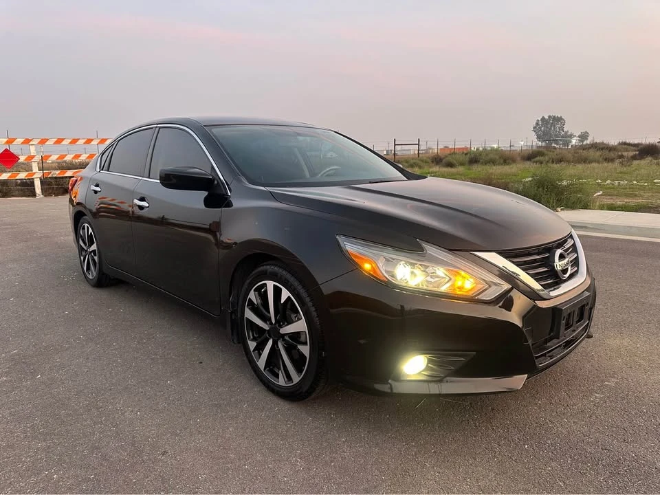 2018 Nissan Altima 5th Gen - Image 3 of 8