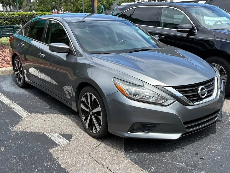 2018 Nissan Altima 5th Gen - Image 2 of 6