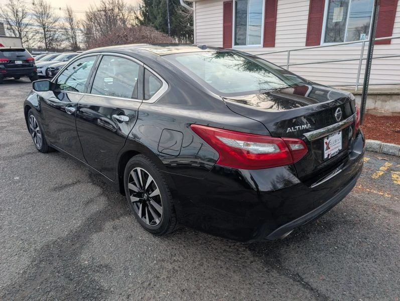 2018 Nissan Altima 5th Gen - Image 2 of 12