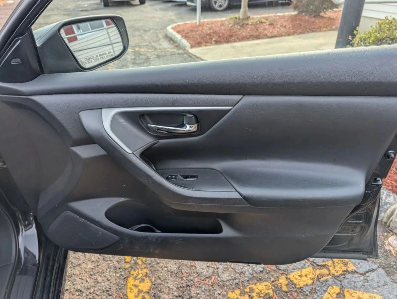 2018 Nissan Altima 5th Gen - Image 9 of 12