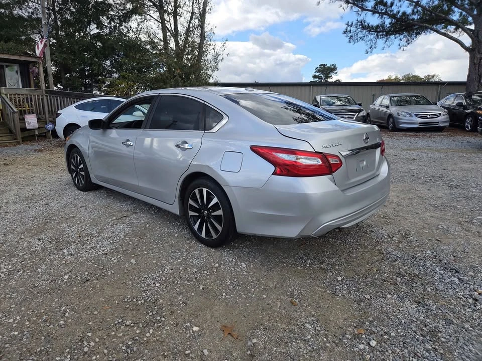 2018 Nissan Altima 5th Gen - Image 3 of 7