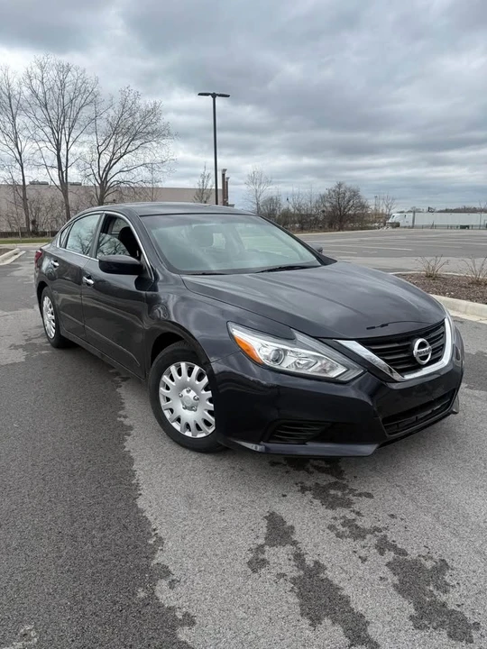 2018 Nissan Altima 5th Gen - Image 2 of 7