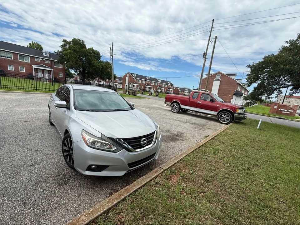 2018 Nissan Altima 5th Gen - Image 4 of 8