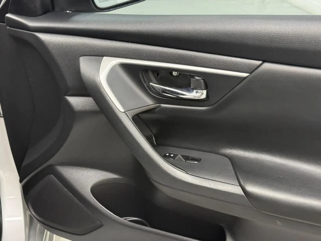2018 Nissan Altima 5th Gen - Image 21 of 31