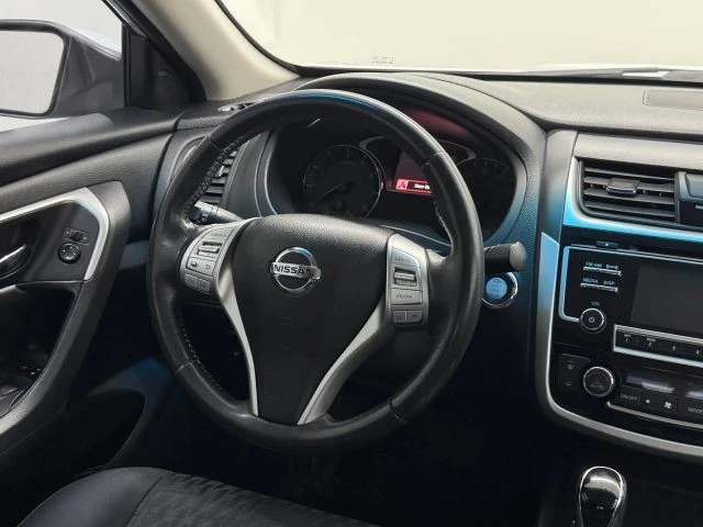 2018 Nissan Altima 5th Gen - Image 22 of 31