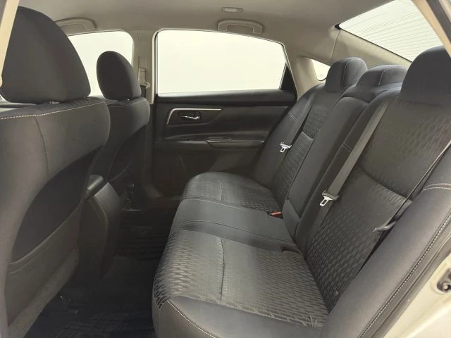 2018 Nissan Altima 5th Gen - Image 17 of 31