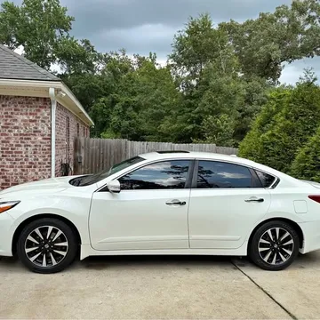2018 Nissan Altima 2.5 SV Sedan 4D