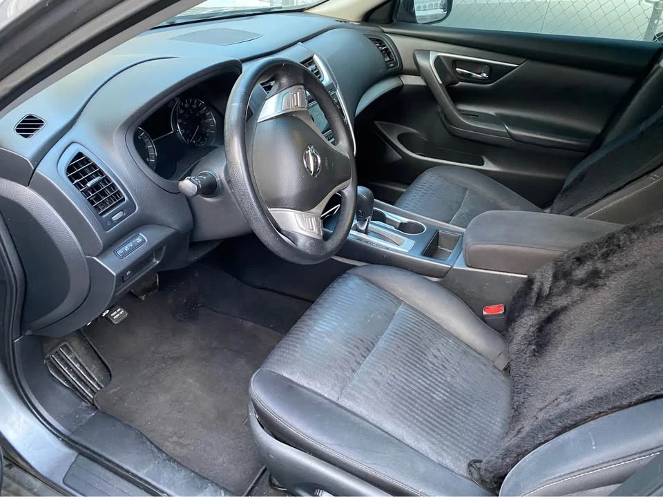 2018 Nissan Altima 5th Gen - Image 5 of 5
