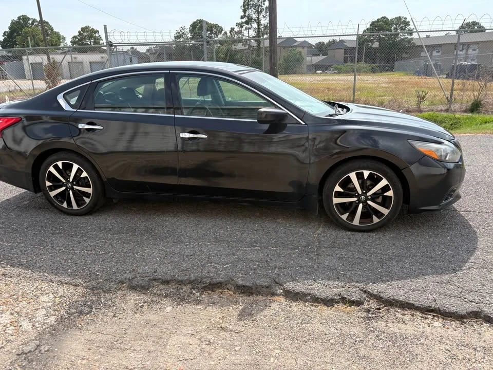 2018 Nissan Altima 5th Gen - Image 4 of 10
