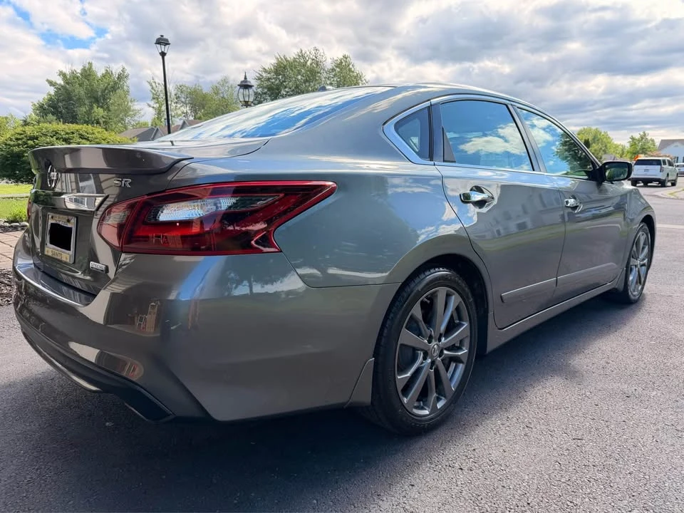 2018 Nissan Altima 5th Gen - Image 5 of 10