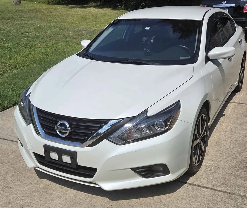 2018 Nissan Altima 5th Gen - Image 14 of 18
