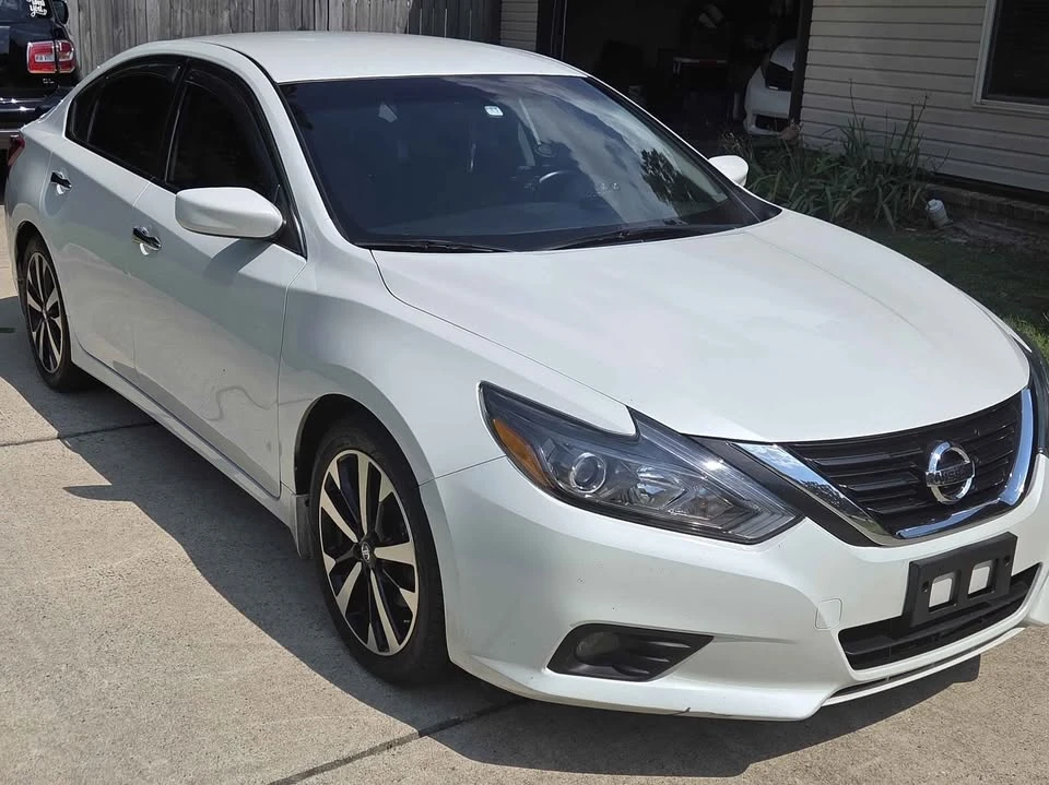 2018 Nissan Altima 5th Gen - Image 15 of 18