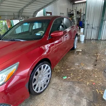 2018 Nissan Altima 3.5 SR Sedan 4D