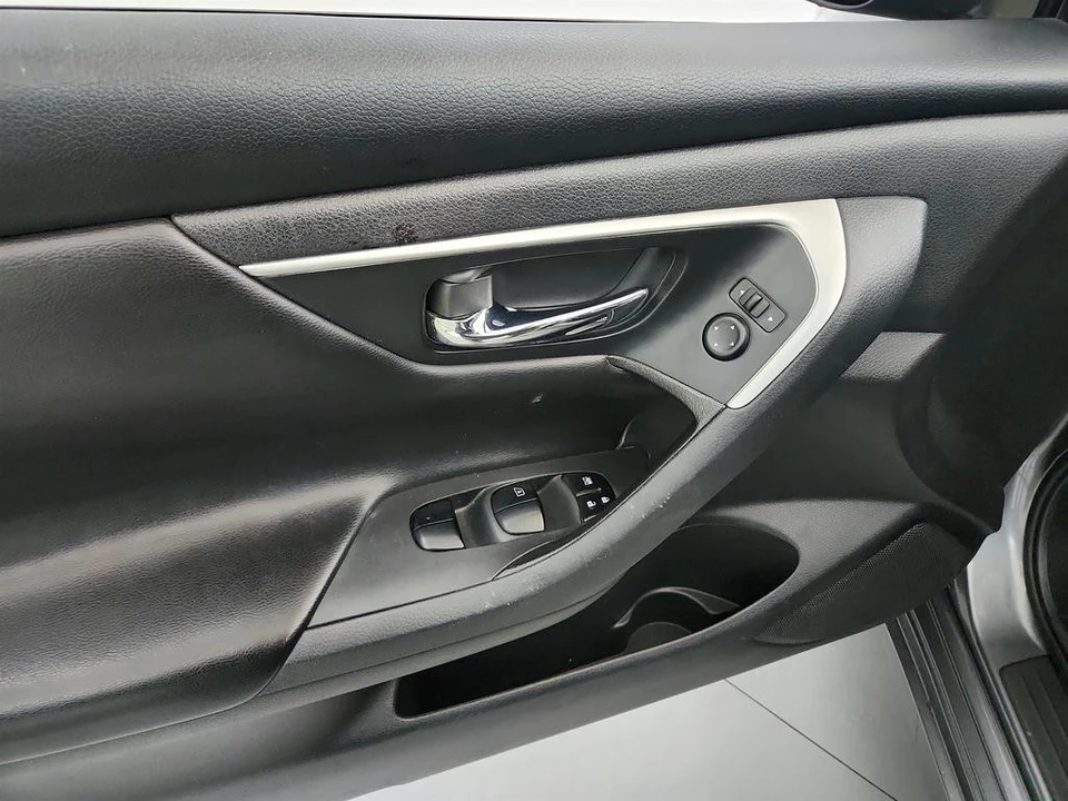 2018 Nissan Altima 5th Gen - Image 20 of 21