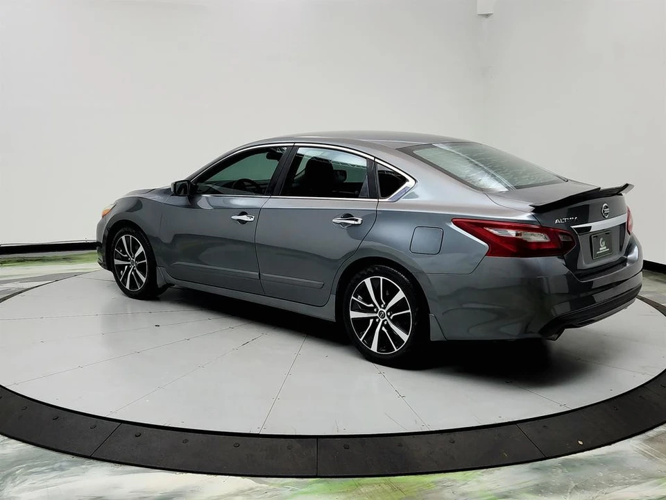 2018 Nissan Altima 5th Gen - Image 7 of 21