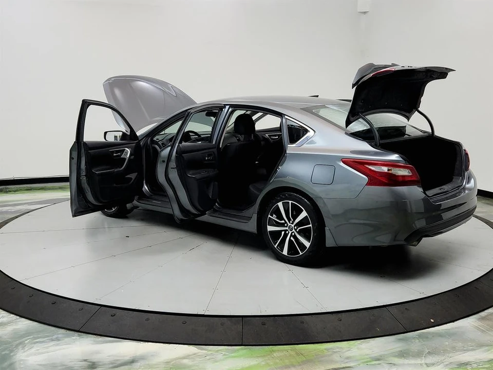 2018 Nissan Altima 5th Gen - Image 12 of 21