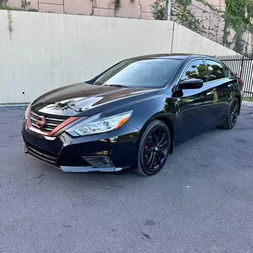 2018 Nissan Altima SR Midnight Edition