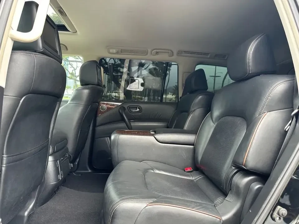 2018 Nissan Armada - Image 12 of 15