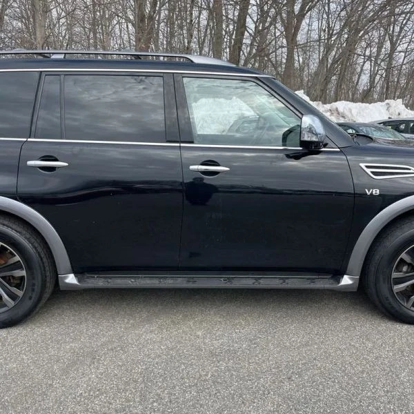 2018 Nissan Armada - Image 11 of 12