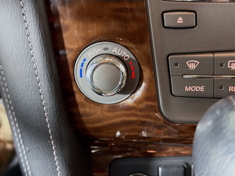 2018 Nissan Armada - Image 20 of 21