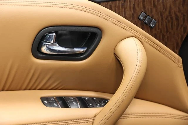 2018 Nissan Armada - Image 10 of 12