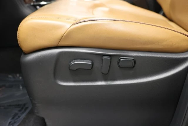 2018 Nissan Armada - Image 17 of 21