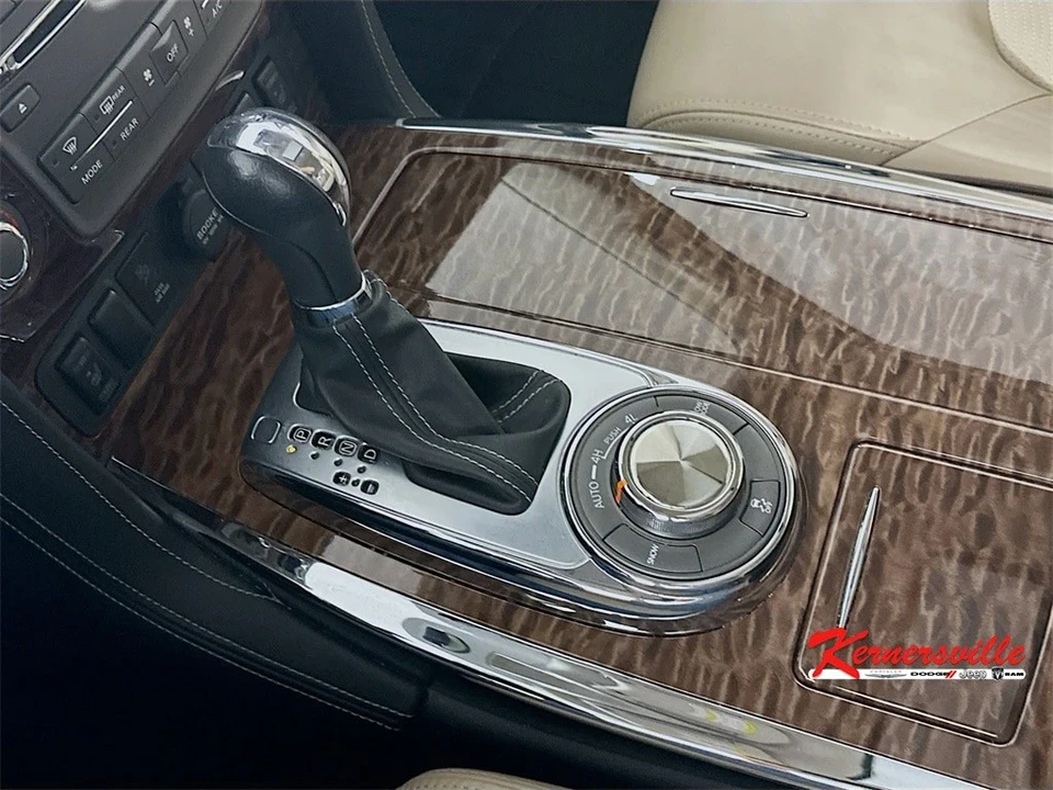 2018 Nissan Armada - Image 16 of 21
