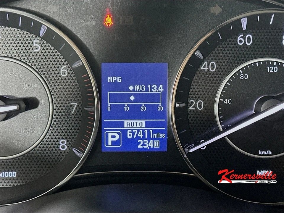2018 Nissan Armada - Image 15 of 21