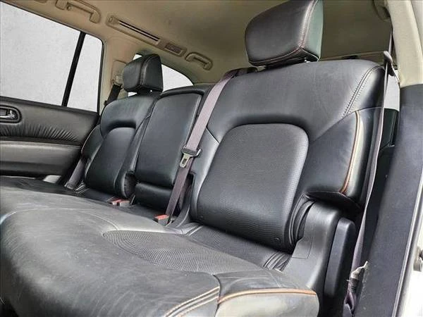 2018 Nissan Armada - Image 15 of 21