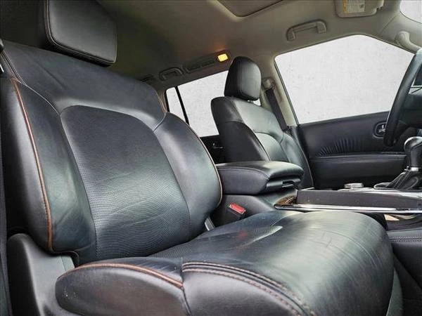 2018 Nissan Armada - Image 19 of 21