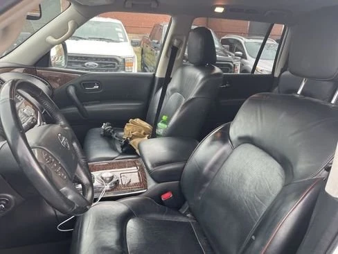 2018 Nissan Armada - Image 12 of 17