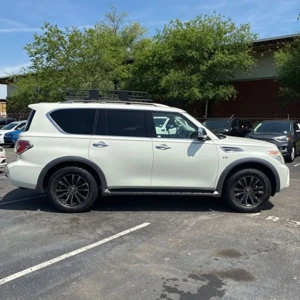 2018 Nissan Armada - Image 10 of 12