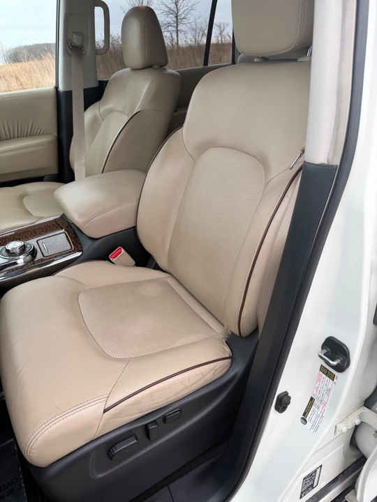 2018 Nissan Armada - Image 19 of 21