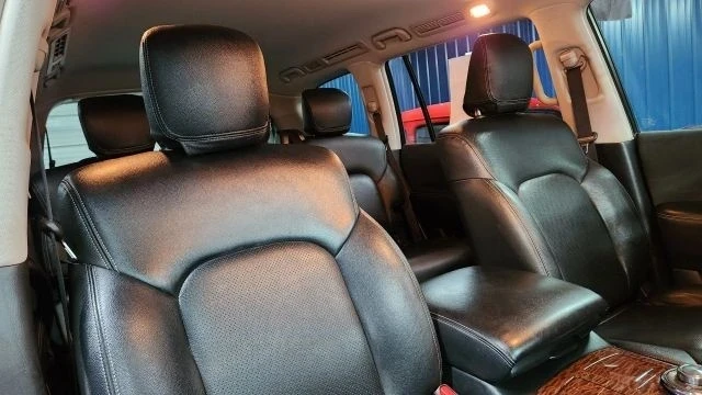 2018 Nissan Armada - Image 14 of 21
