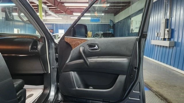 2018 Nissan Armada - Image 11 of 21