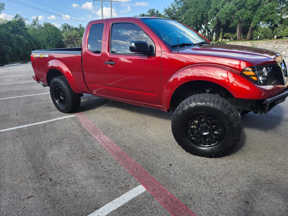 2018 Nissan Frontier 2nd Gen - Image 13 of 31