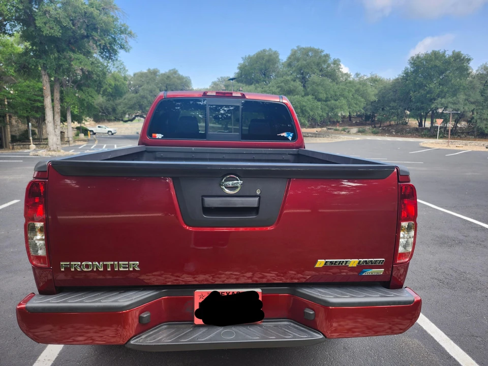 2018 Nissan Frontier 2nd Gen - Image 11 of 31